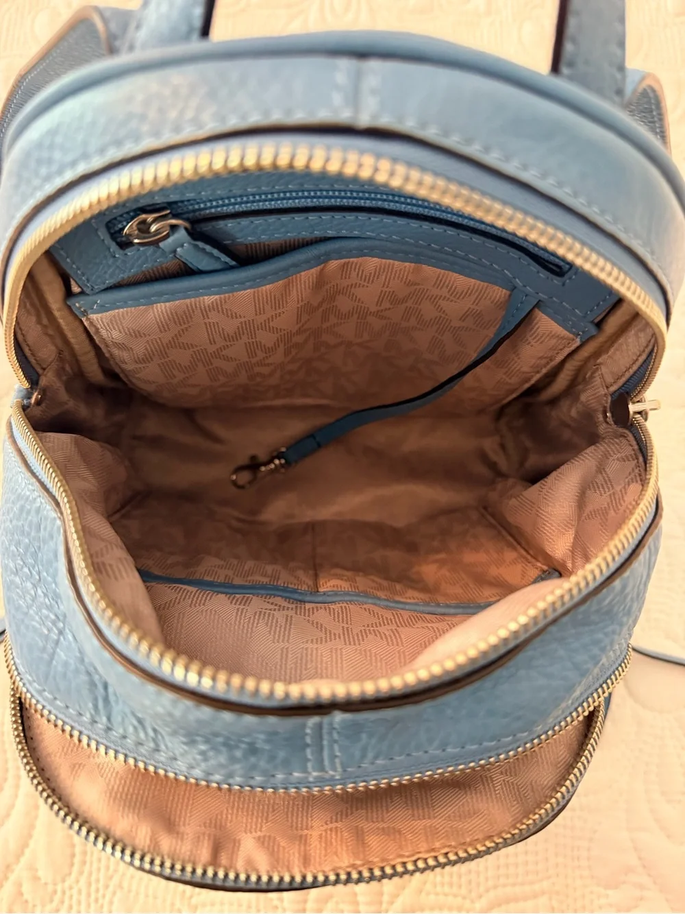 Michael Kors compact michael